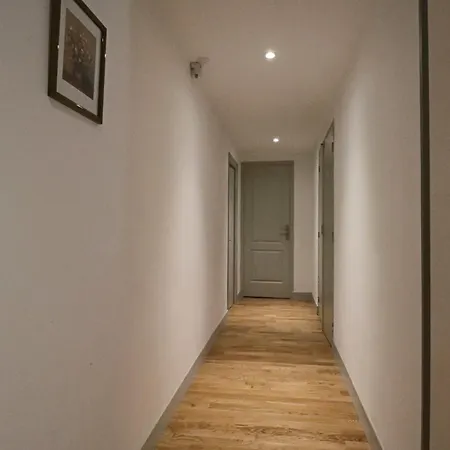 Duplex Cosy Au Coeur De La Bourboule, Jusqu'a 6 Personnes - Fr-1-858-32 アパート ラ・ブルブール