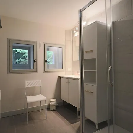 Appartement Duplex Cosy Au Cœur De La Bourboule, Jusqu'à 6 Personnes - Fr-1-858-32 *